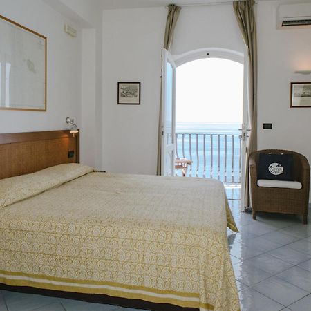 Hotel Punta Scario Malfa  Exterior photo