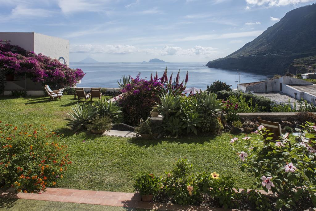 Hotel Punta Scario Malfa  Exterior photo
