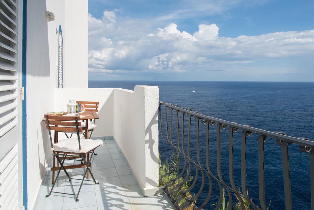 Hotel Punta Scario Malfa  Exterior photo