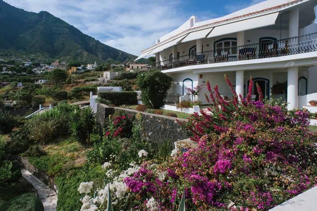 Hotel Punta Scario Malfa  Exterior photo