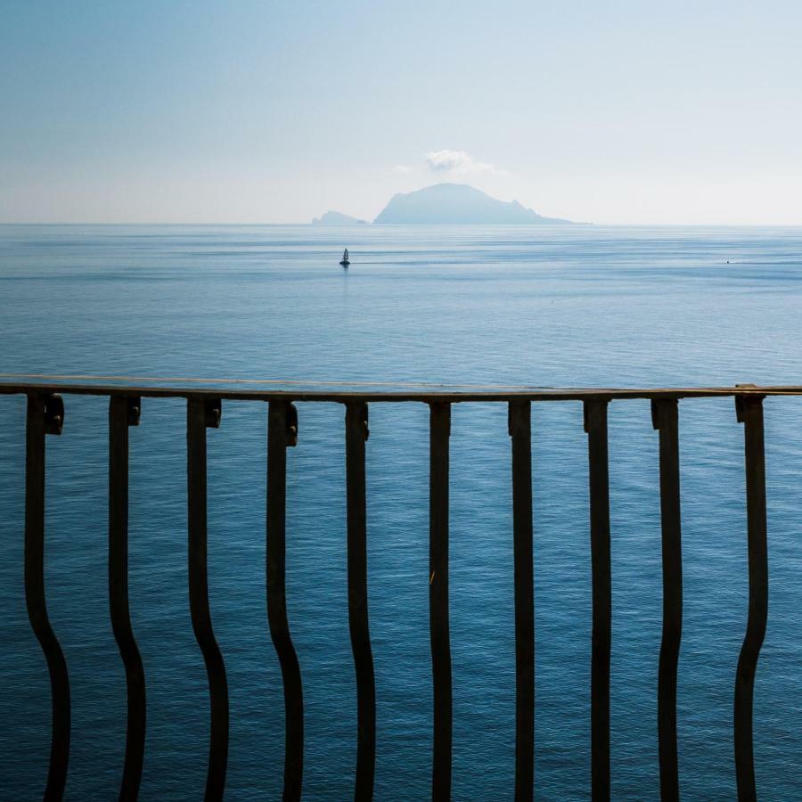 Hotel Punta Scario Malfa  Exterior photo