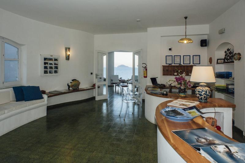 Hotel Punta Scario Malfa  Exterior photo